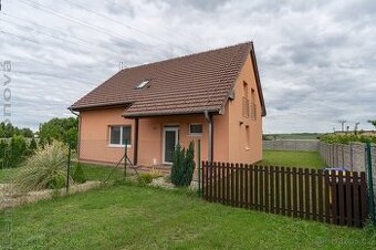 Prodej rodinného domu 140 m², pozemek 1118 m²