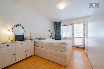 Prodej bytu 3+1, 76 m², Loket, ul. Sportovní
