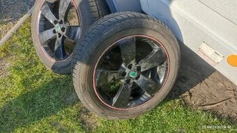 Pneu 215/55 R17