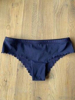 Divci spodek od plavek 32 HM