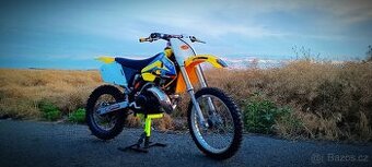Suzuki RM 250 2t rok 1999 top stav