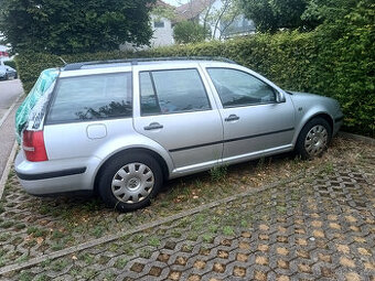 VW Golf 1.9Tdi Klima rok 2003 Kombi