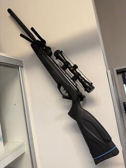 V ZÁRUCE Vzduchovka Gamo Replay 10 IGT 4.5mm + pouzdro