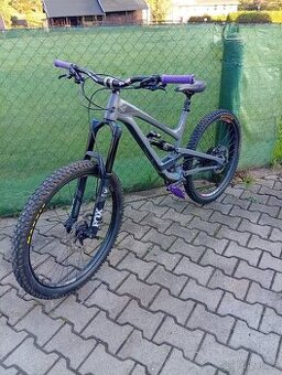 Dobrý den prodám enduro kolo yt capra AL comp 2019