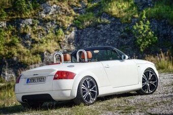 AUDI TT 1,8 T cabrio r.v. 2000 najeto 119 000km
