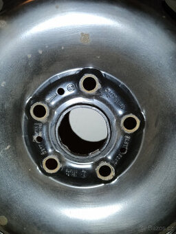 Železné disky Š. Octavia III s pneu