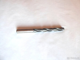 B208_ Vrták spirálový, 13 mm, 4 ks, nepoužitý, válcový