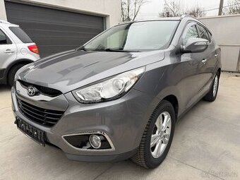 HYUNDAI iX35 1.6i 99KW 1.MAJIT,TAŽNÉ,PAR.KAMERA,VYHŘ.SEDADLA