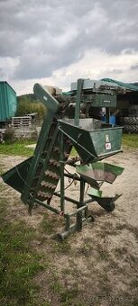 Automatická pytlovací váha na brambory