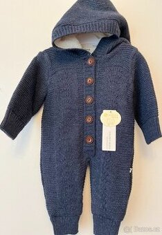 Zimní overal s kapucí