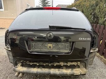 Škoda Octavia Combi 2  dveře viko kufru