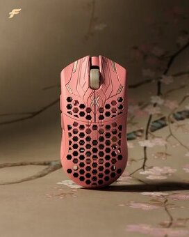 Finalmouse ULX Sakura (Small)