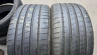 Letní pneu 275/35/19 Good Year