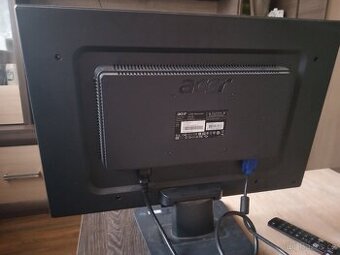 Monitor K počítači