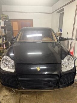 Porsche Cayenne 4.5