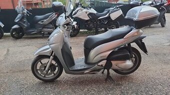 Honda SH 300i (2007) velmi pěkný stav SUPER CENA