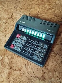 Kalkulačka retro Tesla t801
