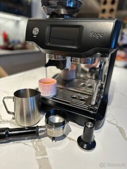 SAGE Barista Touch SES880BTR (2024) – výborný stav