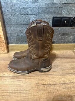 West. boty Ariat