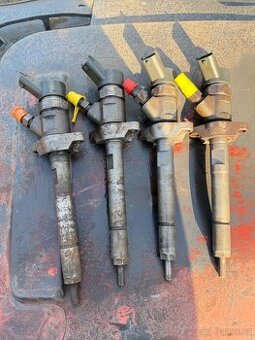Prodám 4x vstřikovač Bosch 1.6 HDi / TDCi – sada 0445110259