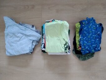 Letní oblečení na kluka vel.122/128