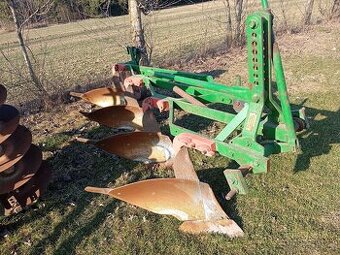 Čtyřradliční pluh Heger