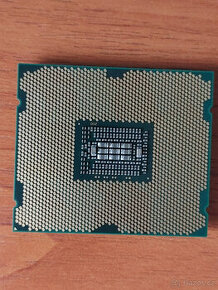Procesor Intel Xeon CPU E5-2630, 2.30GHZ