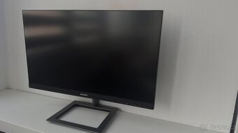Herní monitor Philips 242E1GAJ – 144Hz, 4ms, VA, Full HD