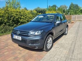 NEBOURANÝ VW TOUAREG 3.0TDI Orig.129t.km SERVISKA
