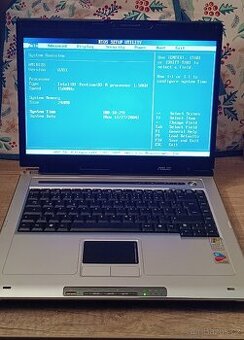 Asus Z9200 funkční, bez HDD, RAM 256MB