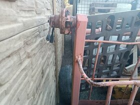 Pracovní plošina pro hydraulickou ruku - 1