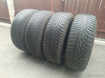 Prodám zimní gumy Continental 205/55 R16 DOT 3823