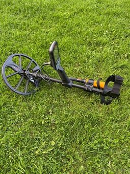 Detektor kovu Minelab Equinox 700