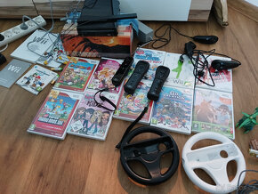 nintendo wii + 12her + prislusenstvi + balancni podlozka