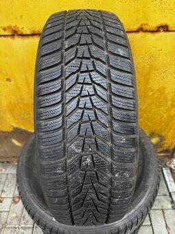 Zimní pneumatiky Hankook 215/65/17