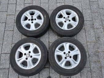ALU kola Peugeot 15" vč. zimních pneu