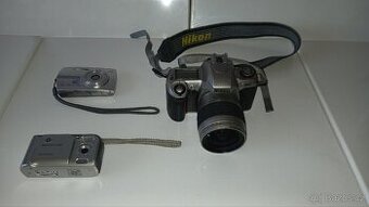 NIKON F65 + dva menší fotoaparáty - neodzkoušeno - 1