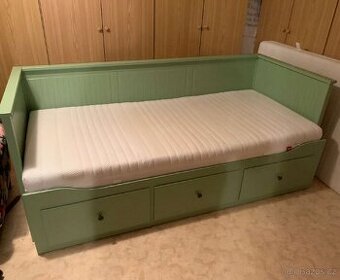 Postel Ikea Hemnes