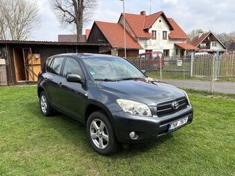 PRODÁM Toyota RAV4 4x4 100kw rok.2008