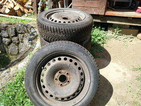 Good year ultra grip 205/55/R16 91H + disky