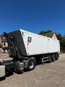 Sklápěcí návěs Zaslaw navíc elektrohydraulika