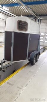 Přepravník 1 koňku s laminátovou střechou 1300kg