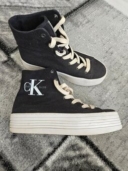 Kotnikove tenisky Calvin Klein