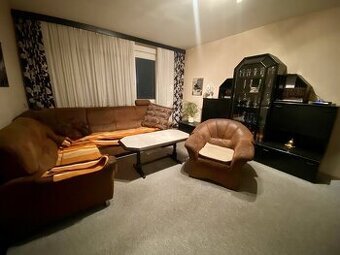 Prostorný dvougenerační byt 4+1 s balkonem a výhledem na Ješ - 1