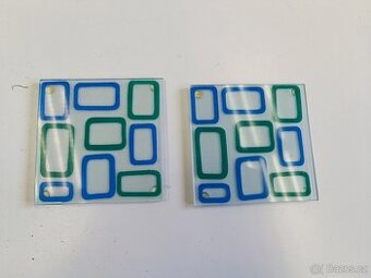 Skleněné retro podložky pod skleničky se zeleno-modrým geome