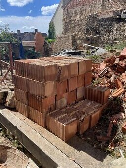 Cihla broušená Porotherm 44 440×248×249 mm použitá