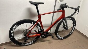 Silniční kolo Cube Agree C:62 RACE