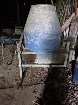 Stavební míchačka