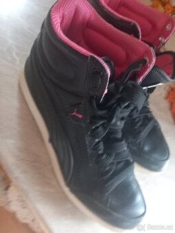 Kotníkové dámské boty Puma