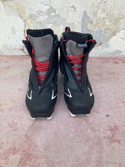 Boty na běžky vel. 35